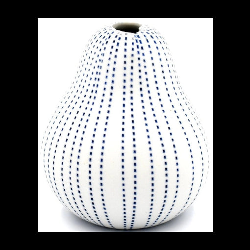 Gugu Pear Blue Dots