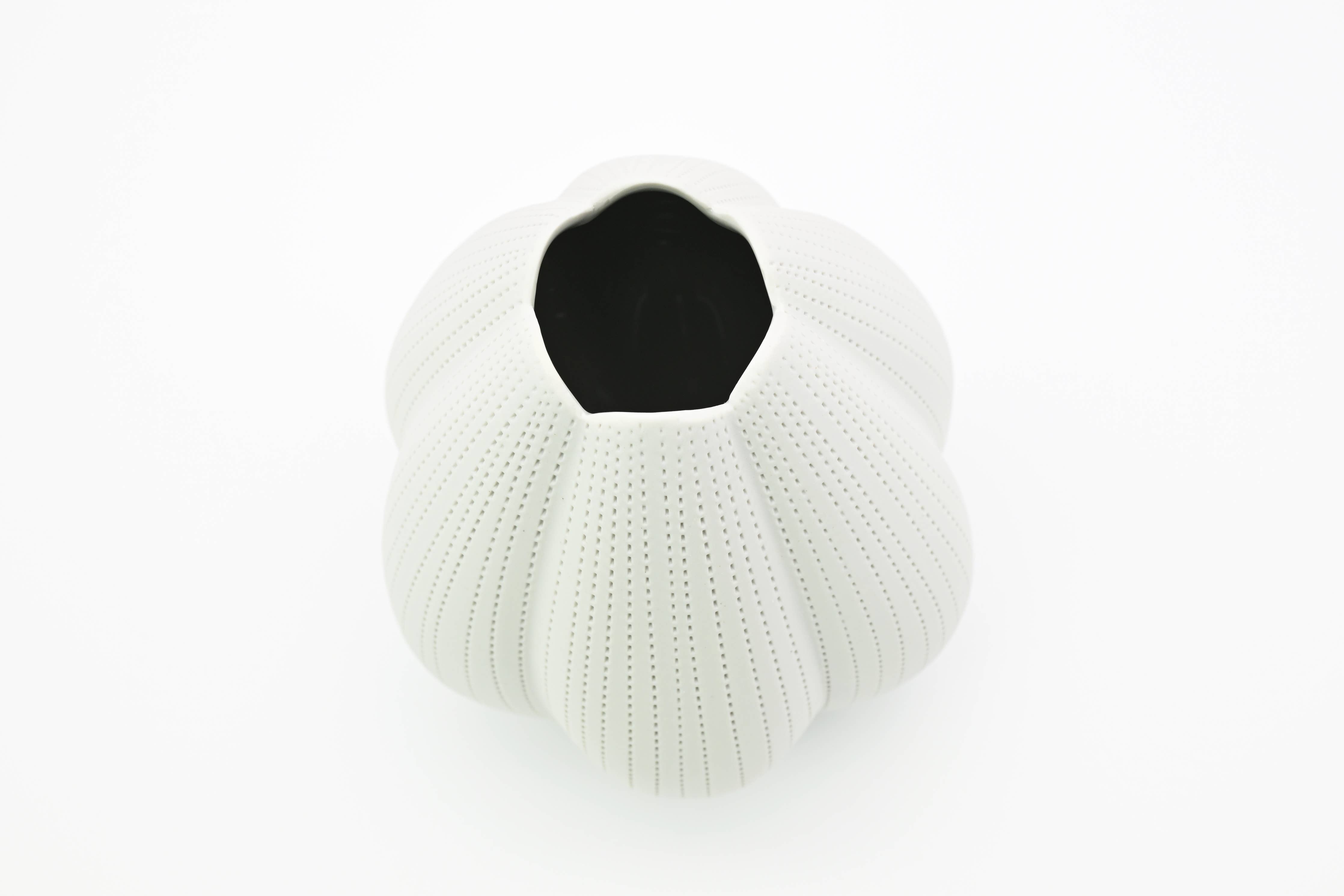 1284WH13 CHAMPA S-Handcrafted Porcelain Vase