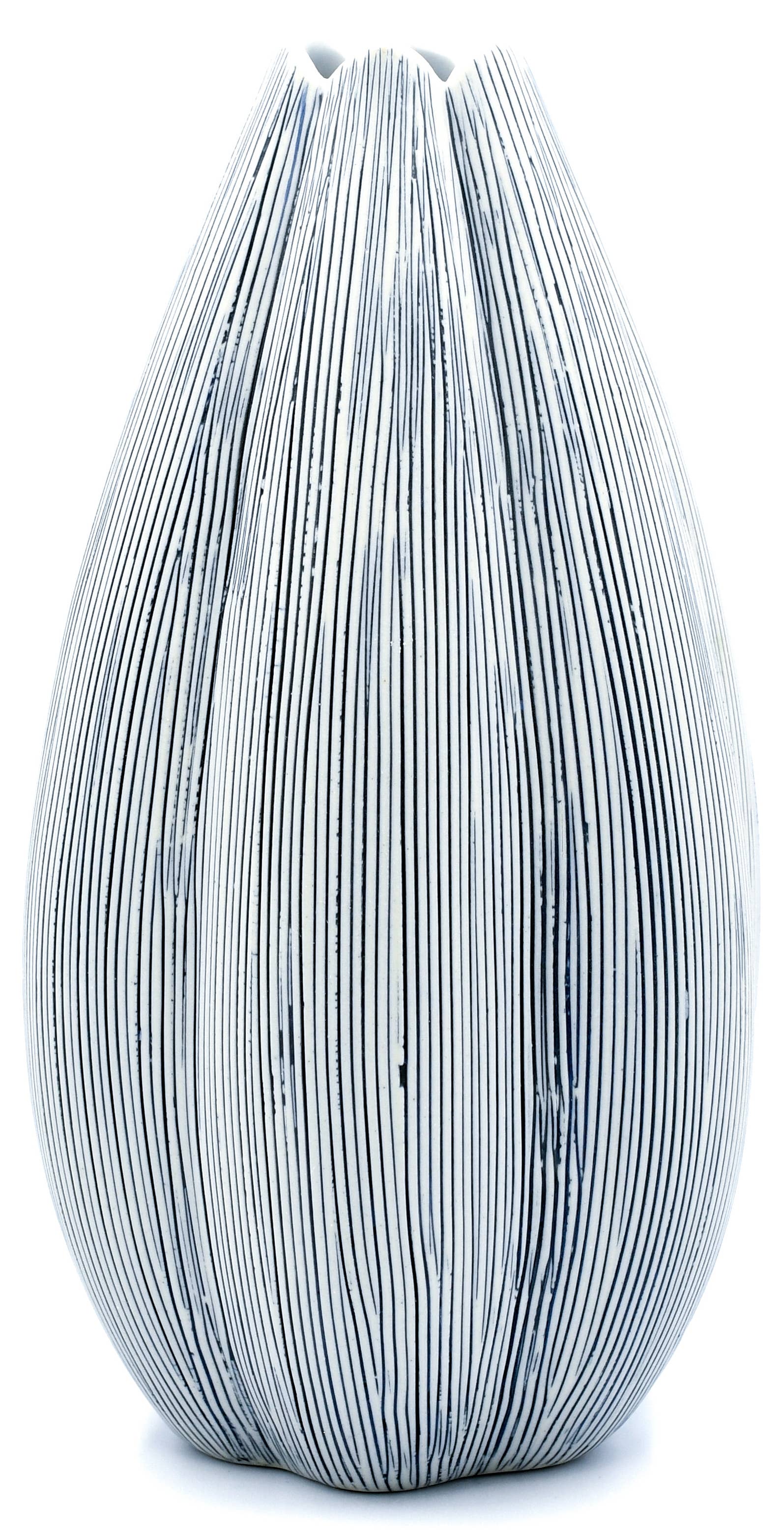 Champa L-Handcrafted Porcelain Vase