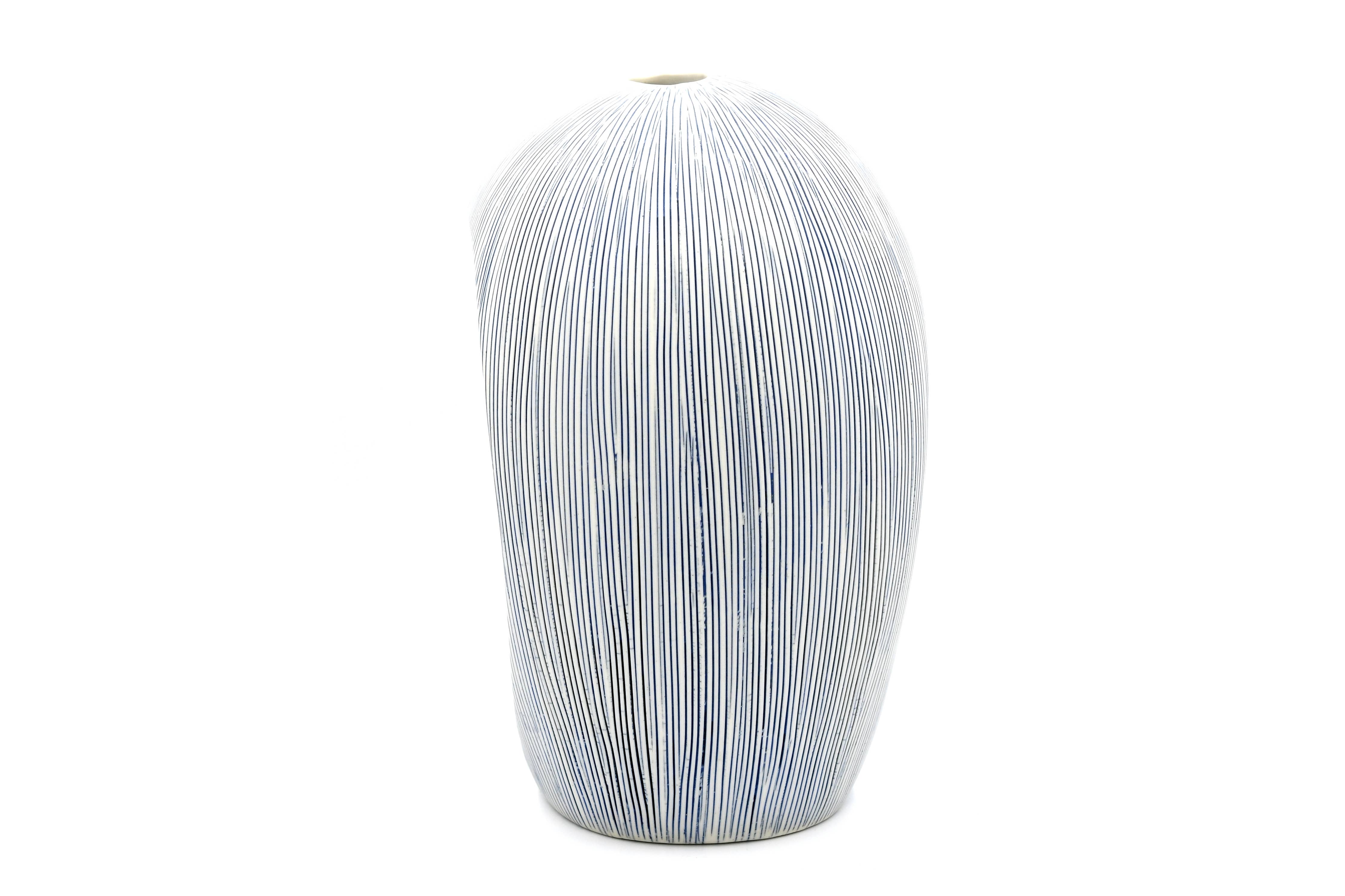 Artura Handcrafted Porcelain Bud Vase