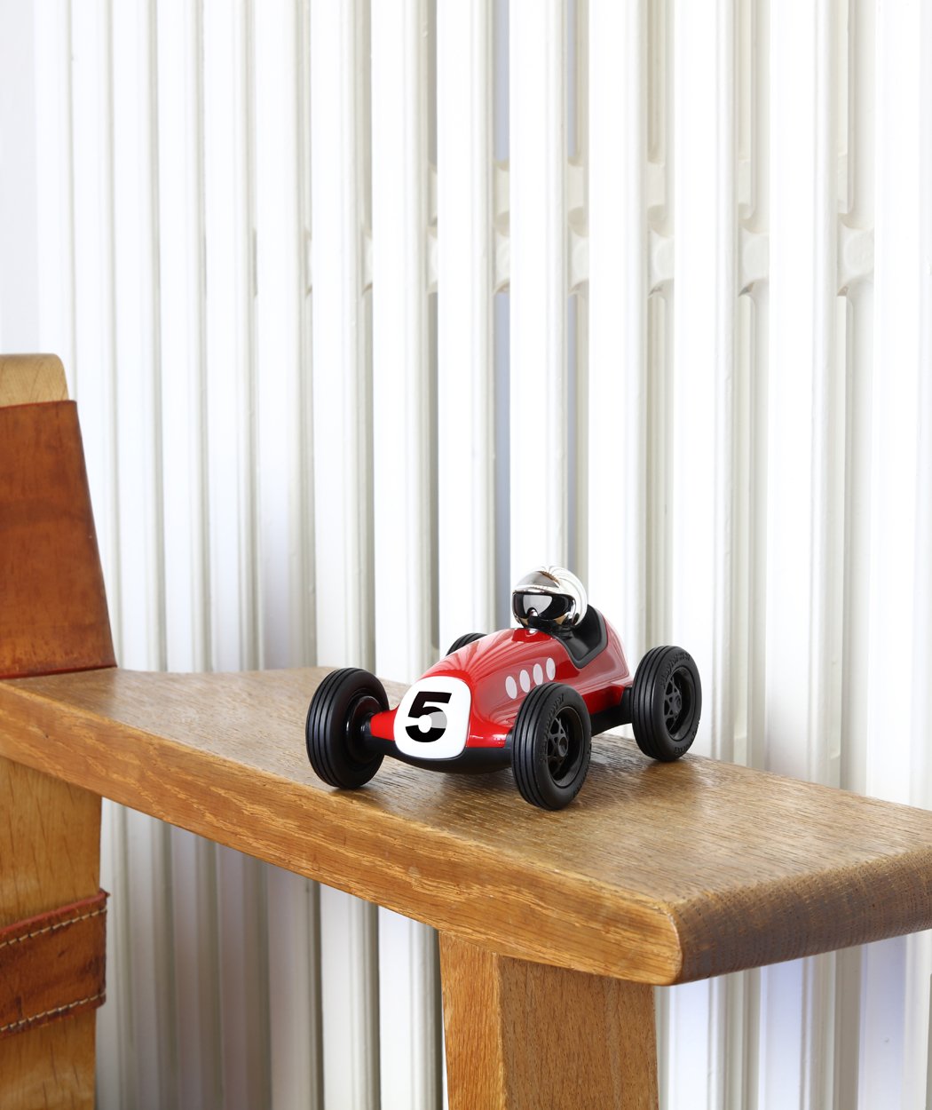 Loretino Red Race Car