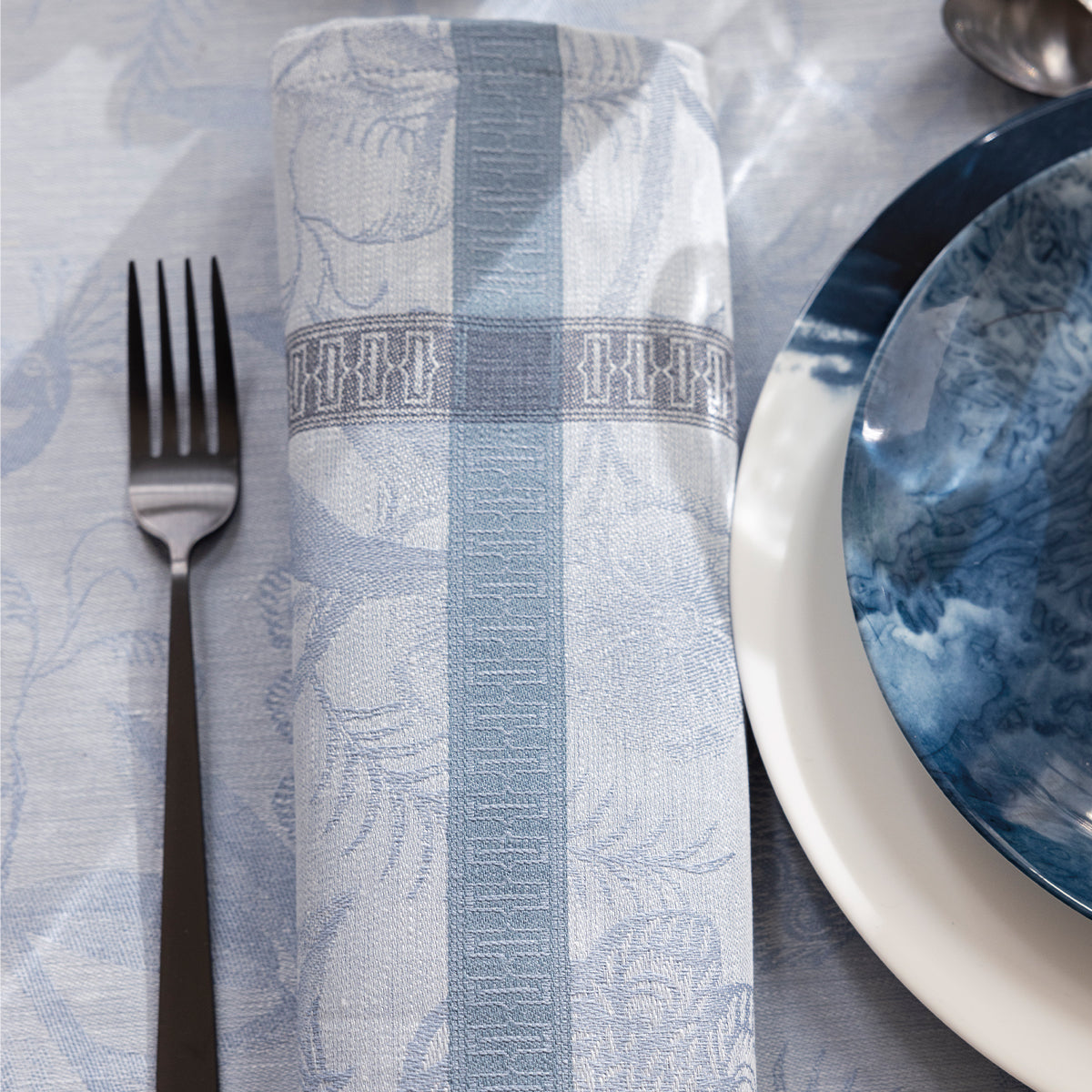 A L'Orangerie Blue Linen