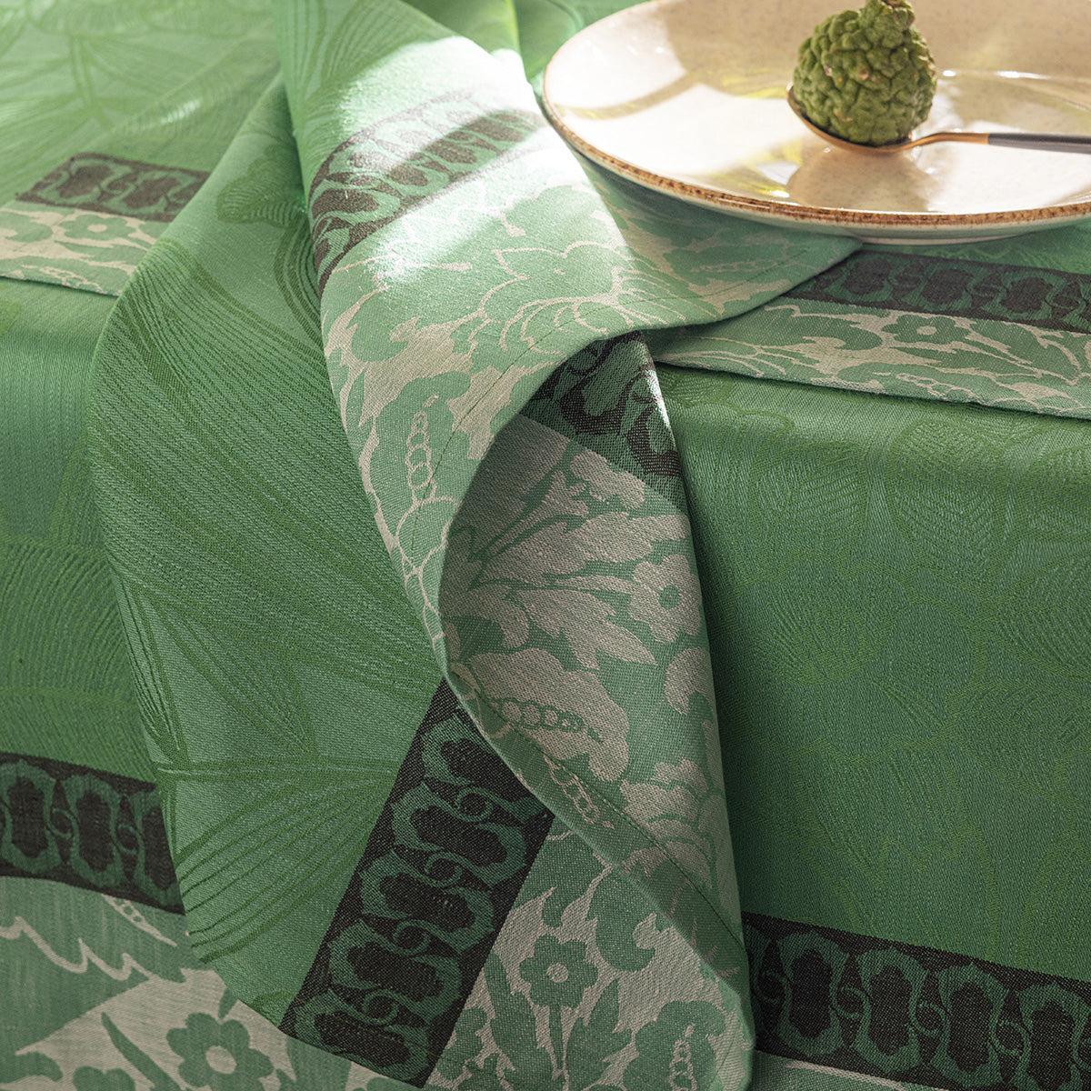 Escapade Tropical Green Linen